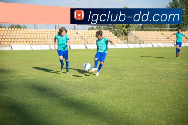 老哥俱乐部官网APP 封面图